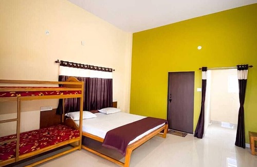 Wai Hotel | Madhura Agro Tourism