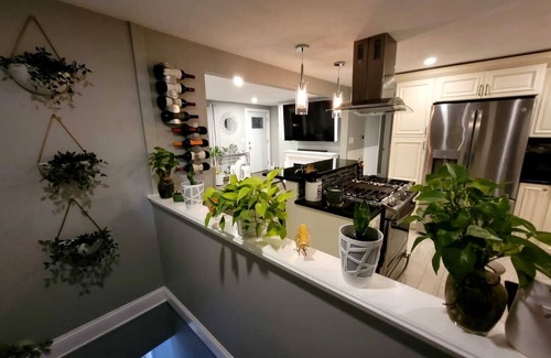 Mashpee House | Madys ranch renovated house with a touch of nature and love .