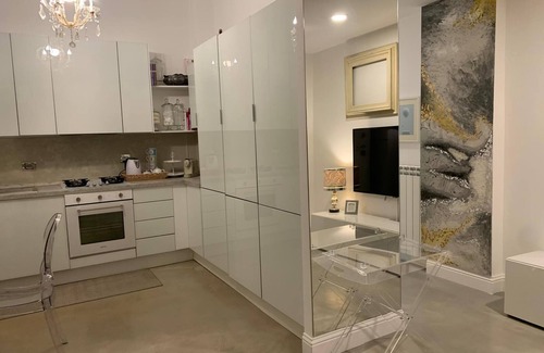Nervi Apartment | Mae apartment in Genoa Nervi near the sea