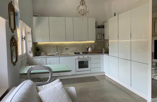 Nervi Apartment | Mae apartment in Genoa Nervi near the sea