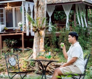 Mae On Hotel | Mae Kampong Hill