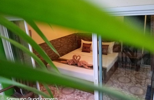 Lamai City Center House | Mae Somboon House
