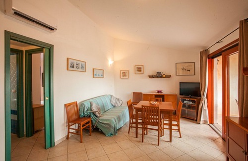 Pittulongu Apartment | Maestrale Flat - right in front of Lo Squalo beach