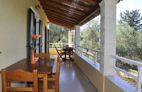 Agios Georgios Pagon Apartment | Magdalini Apartments