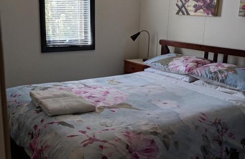 Tumbarumba House | Magenta Cottage