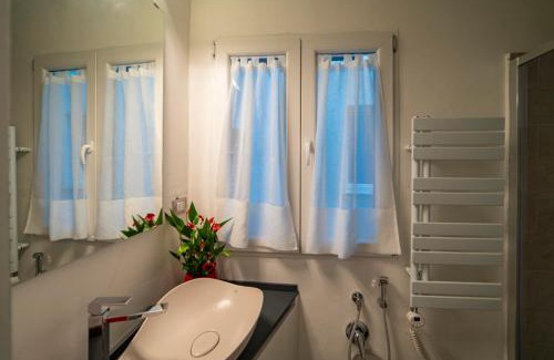 Brescia Antica Apartment | MagentA NesT - Loft&Charme