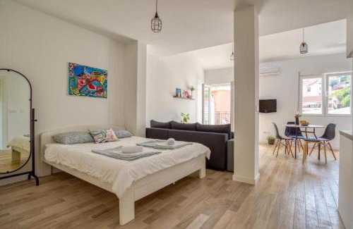 Golubovina Apartment | Magi-Family Rooftop Apartment Budva