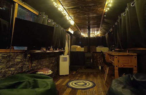 Chlorakas House | Magic Bus