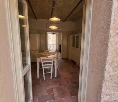 Spello House | Magic Spell - 200 mq - zona centro - intera casa vacanze con ampi spazi relax, fino a 10 ospiti, - tassa soggiorno inclusa