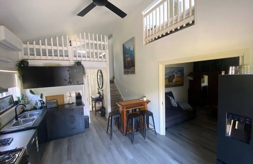 Merrijig House | Magic views of Mt Buller with generous accommodation and entertaining options