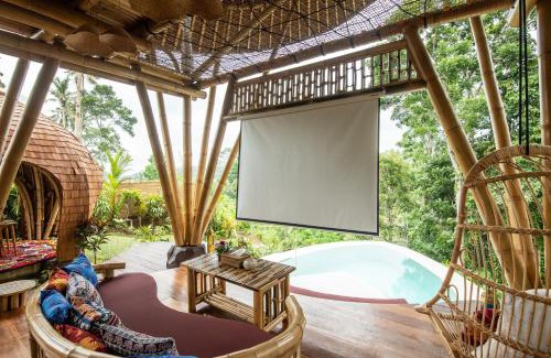 Selat Villa | Magical Bamboo House with Breathtaking view