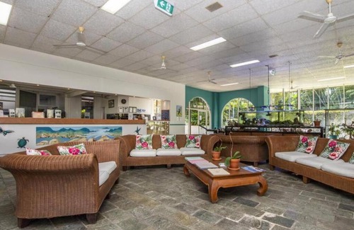 Nelly Bay Apartment | Magical Magnetic Island Studio