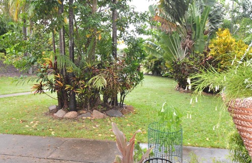 Nelly Bay Apartment | Magical Magnetic Island Studio