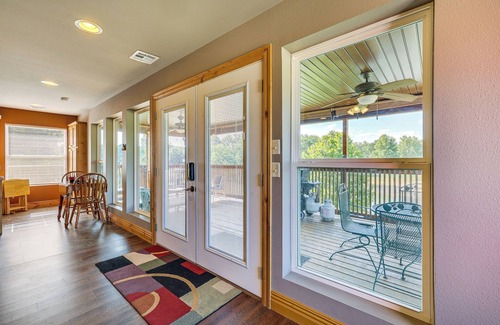 Pineville Cottage | Magical Pineville Oasis: Gas Grill & Scenic Deck!