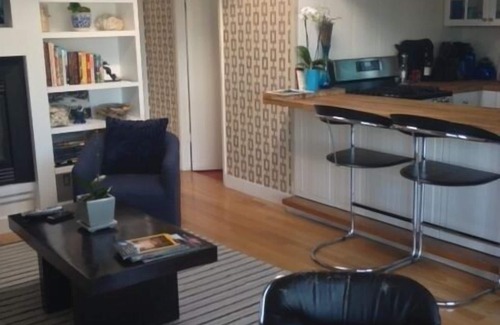 Marin City Boat Rental | Magical Sausalito Floating Home