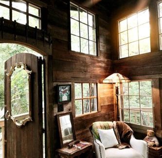 Excelsior Springs House | Magical Tree House Rental near Kansas City for Glamping in Missouri