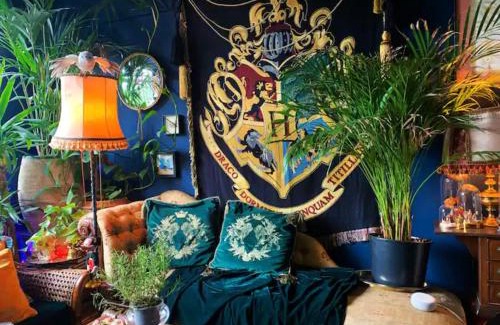 Addison Apartment | Magical Wizardry Flat in Central London