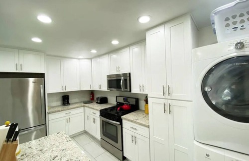 Hermosa Village House | Magicway Villas + Nemo's House + Short Walk To Disneyland