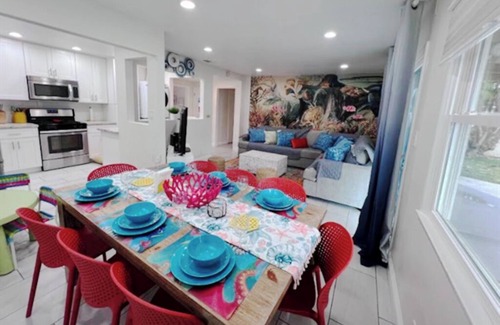 Hermosa Village House | Magicway Villas + Nemo's House + Short Walk To Disneyland