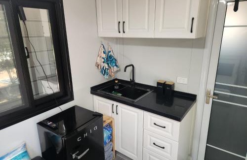 Horseshoe Bay Apartment | MAGNETIC CABIN Entire Studio on Magnetic Island