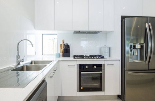 Picnic Bay House | Magnetic Daze, Picnic Bay