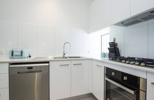 Picnic Bay House | Magnetic Daze, Picnic Bay