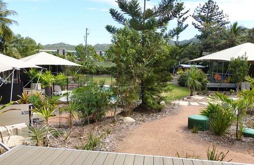 Nelly Bay Apartment | Magnetic Glamping