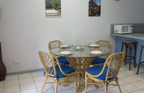 Arcadia Apartment | Magnetic Shores Unit 2 - Charming and cosy island getaway across the reserve to Alma Bay beachfront