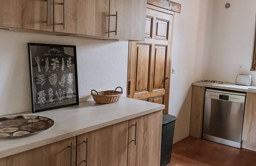 Saint-Etienne-de-Chigny Cottage | Magnificent 3* with swimming pool and tennis court - Private estate in Touraine