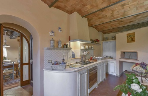 Casalguidi Villa | Magnificent villa in the countryside near Pistoia. Pool, Airco, BBQ