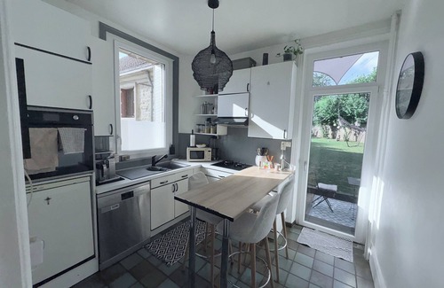 Charleville-Mezieres House | Magnificent mansion on wooded estate