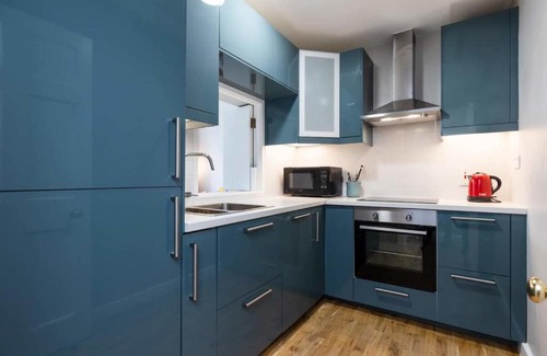 Ballsbridge Apartment | Magnificent 2 Bedroom Flat in Historic Army Barracks