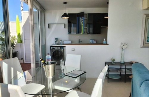 Lagos Apartment | Magnificent 2 bedroomed Penthouse Apartment.