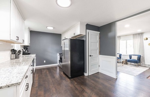 Richfield House | Magnificent 3 Seasons Porch l 5 Mins Airport & MOA