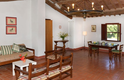 Guasticce Other | Magnificent and large apartment in the Tuscan countryside