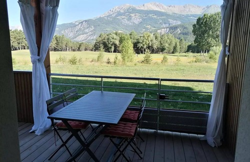 Barcelonnette Apartment | Magnificent apartment with large terrace