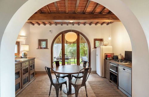 Ferretto Villa | Magnificent Brand New Tuscan Villa, 6 Pax, Private Pool