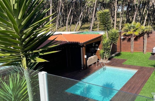 Esposende Villa | Magnificent house between the sea and the forest, heated swimming pool