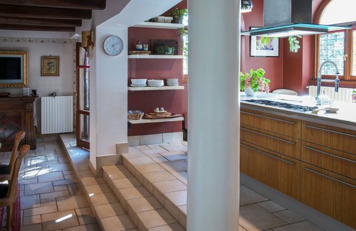 Monteverde Nuovo Villa | Magnificent Luxury Villa in Rome. Private pool and large garden.