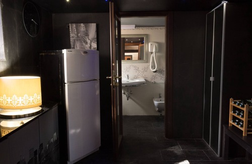 Monteverde Nuovo Villa | Magnificent Luxury Villa in Rome. Private pool and large garden.