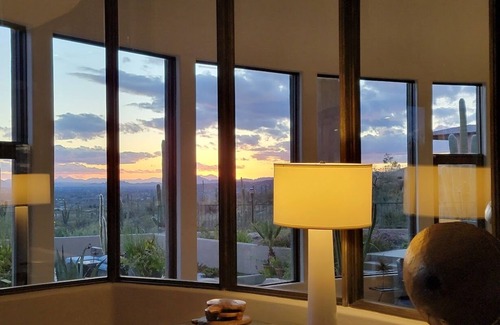Tucson House | MAGNIFICENT MOUNTAINSIDE ESTATE W/STUNNING VIEWS!