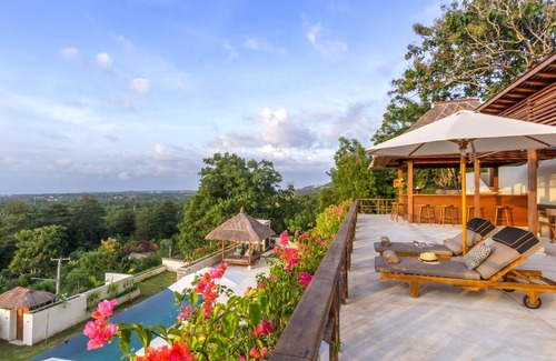 Pecatu Villa | Magnificent Ocean View 6BR Villa, Uluwatu - W/Infinity-Edged Swimming Pool!
