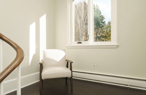 Ancaster Villa | Magnificent, peaceful lakefront villa in Ancaster
