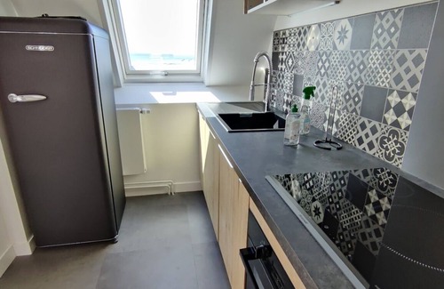 Damgan Apartment | Magnificent sea view, direct access to the beach. 4-person apartment