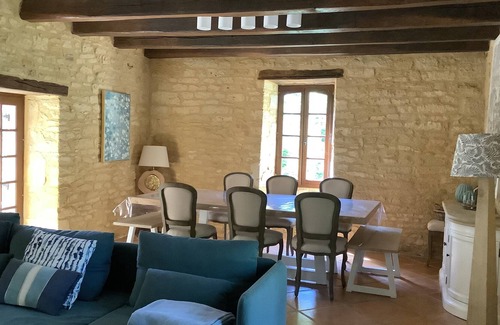 Limeuil Villa | Magnificent stone house for 12 people with swimming pool, spa, petanque area