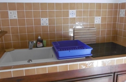 Saint-Pierre De La Reunion Apartment | Magnificent T2 with garden in Terre Sainte near the center of Saint Pierre