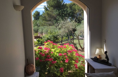Sablet Villa | Magnificient and modern house. Nestled in the heart of Provence. 4 star rating.