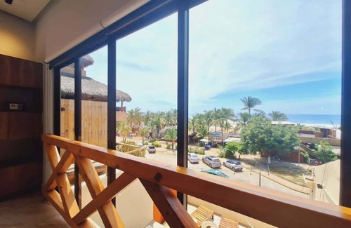 Lazaro Cardenas Apartment | Magnifico Loft para 2 con Vista al Mar de Zicatela