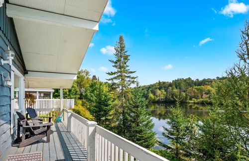 Sainte-Ann-des-Lacs Ski Chalet | Magnifique Chalet - Bord DE LAC ET Piscine