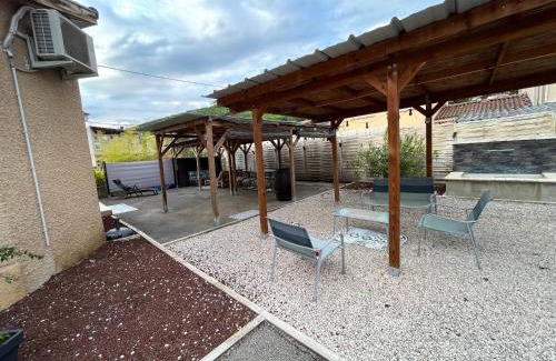 Lavelanet Apartment | Magnifique et grand loft classé 4 étoiles